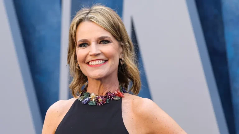 Savannah Guthrie Net Worth 2024: Age, Bio, Spouse, Height, & Facts